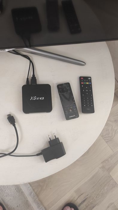 Телевизор Samsung с ТВ приставкой