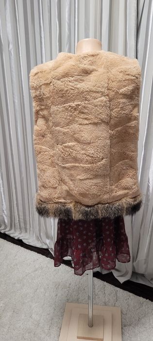 Vesta damă astrahan