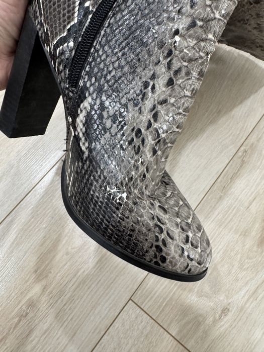 Женские туфли bershka сапоги