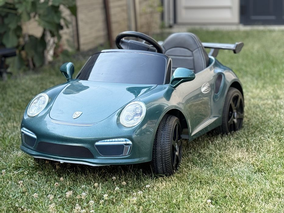 Masinuta electrica pentru copii Porsche RUF CTR3 Dark Green , lumini LED,muzica, bluetooth/USB,