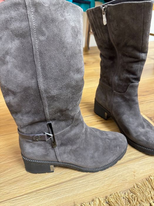 Продам зимние сапоги