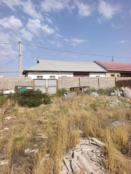 Hovli uchun barcha hujjatlarga ega joy sotiladi
