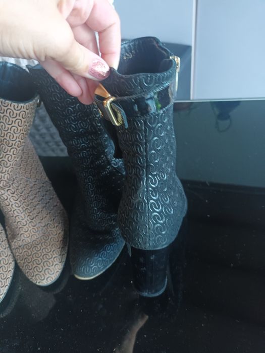 Боти с висок ток