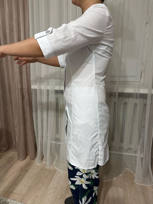 Медицинский белый халат