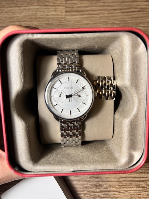 Ceas Fossil argintiu