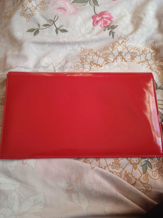 Дамска чантичка тип портмоне