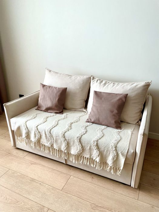 Срочно продам диван