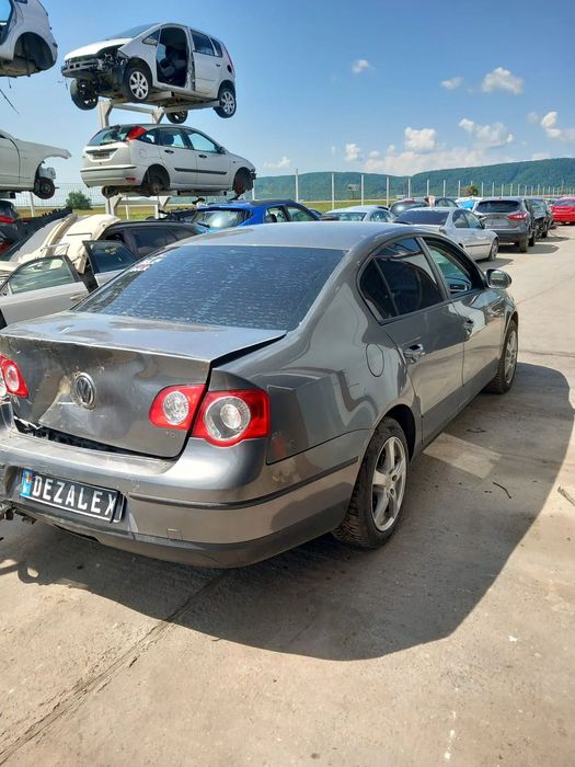 Dezmembrari VW Passat B6 1.9 TDI / Cod Motor BLS