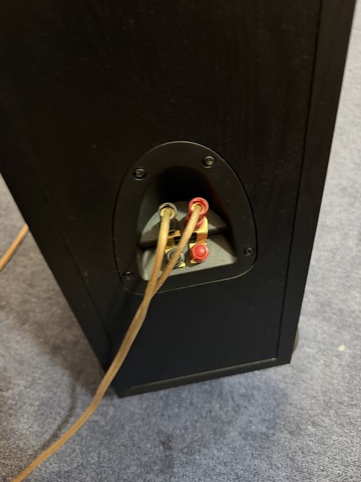 Boxe Klipsch F2 Sinergy,100W RMS/41Kg/Perechea/Difz De Bas De 16.5 Cm