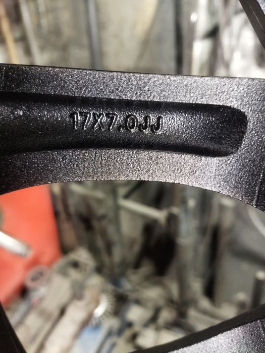 Диски на 17 крепеж 5*114.3