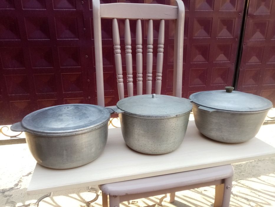 Казаны советские, чугунные.