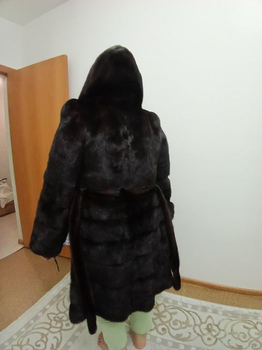 Норковая шуба с капюшоном