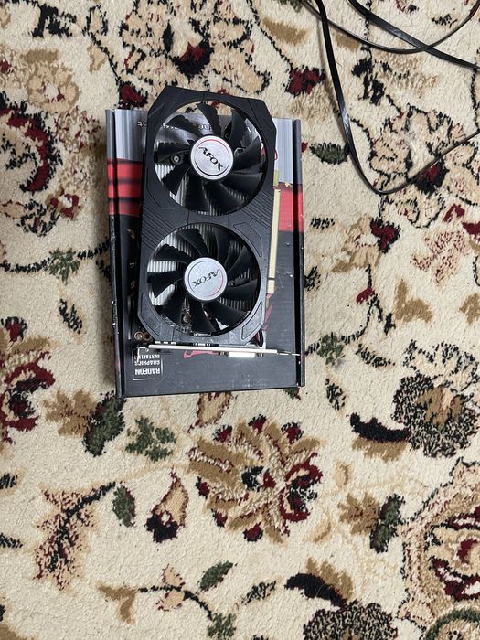Продам видеокарту RX550 4GB DDR5