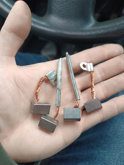 Щетки стартера заз