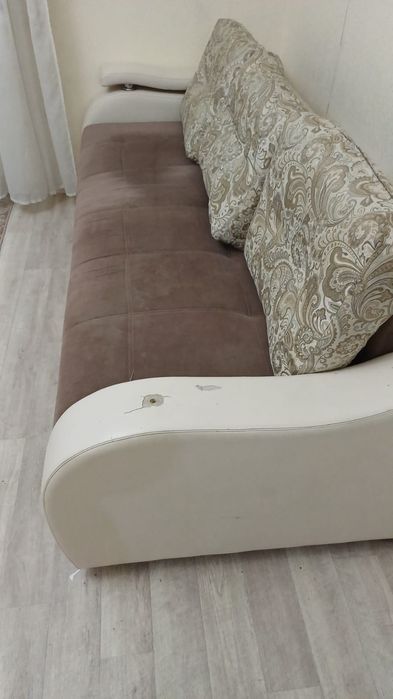 Отдам диван самовывоз