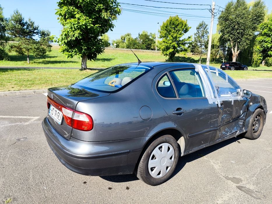 Vand seat Toledo 2003 benzina