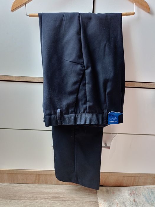 Брюки школьные новые р 164