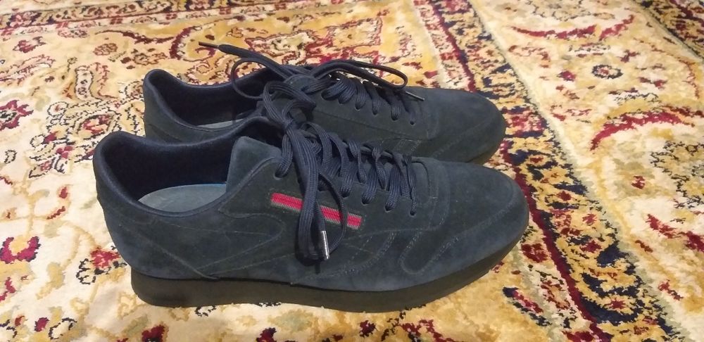 Кроссовки новые 38 размера