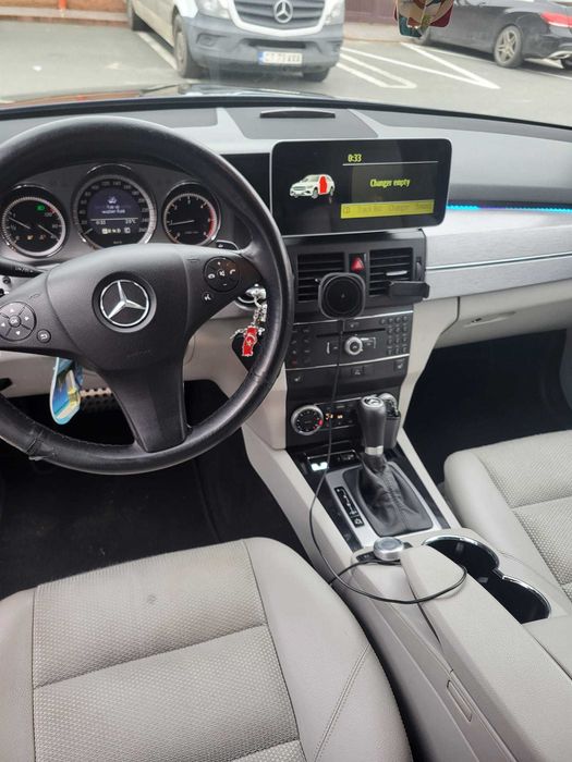 Vand Mercedes Benz GLK  Motor 3,0 165 KW PRET 6000 EURO - negociabil