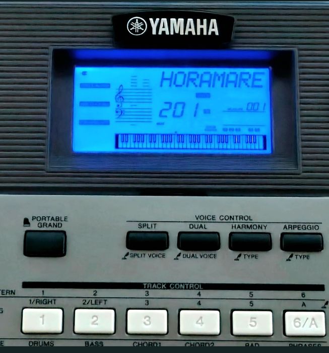 Vând orga Yamaha Psr E 443 cu USB