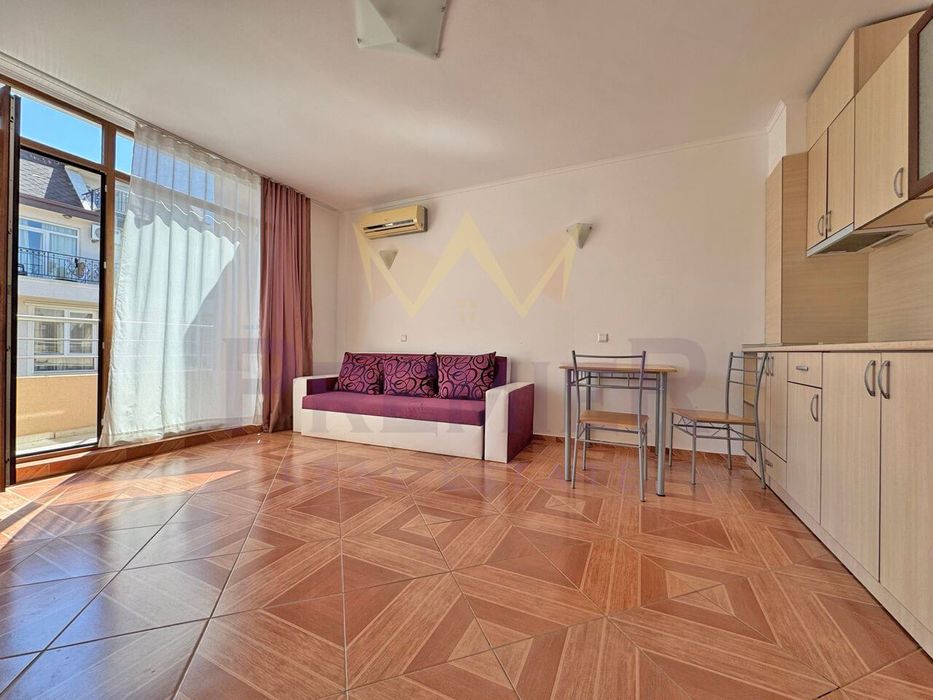 Продава се Двустаен апартамент в к.к. Слънчев бряг - 58 кв.м за 1268 €/кв.м - Снимка #4