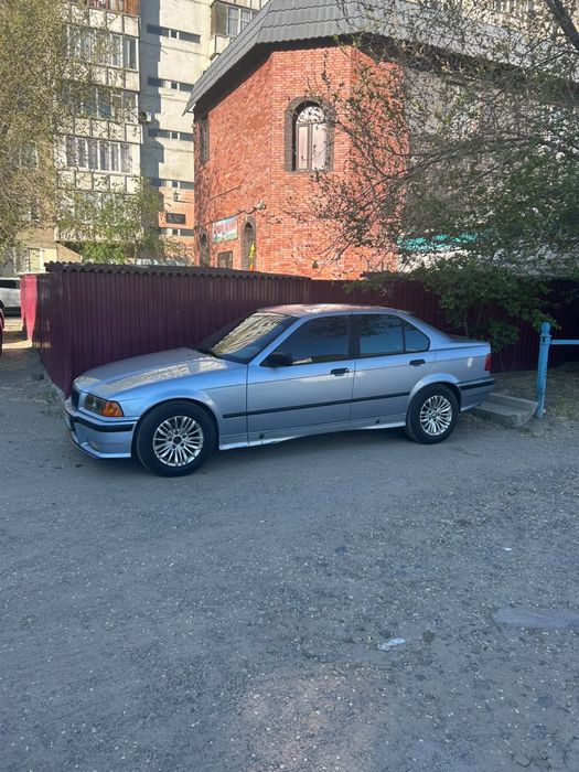 СРОЧНО продам BMW e36 1991 года.