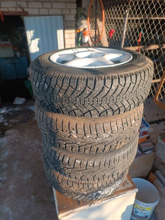 Продам диски р15 (с резиной)
