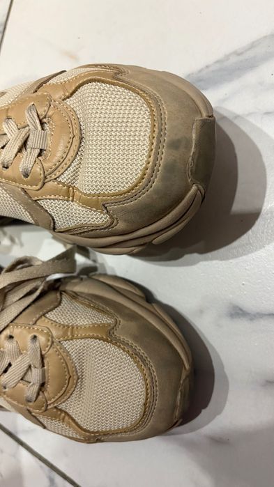 Маратонки Champion бежави