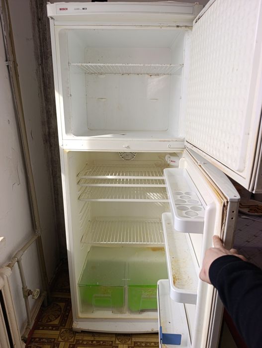 Холодильник BOSCH