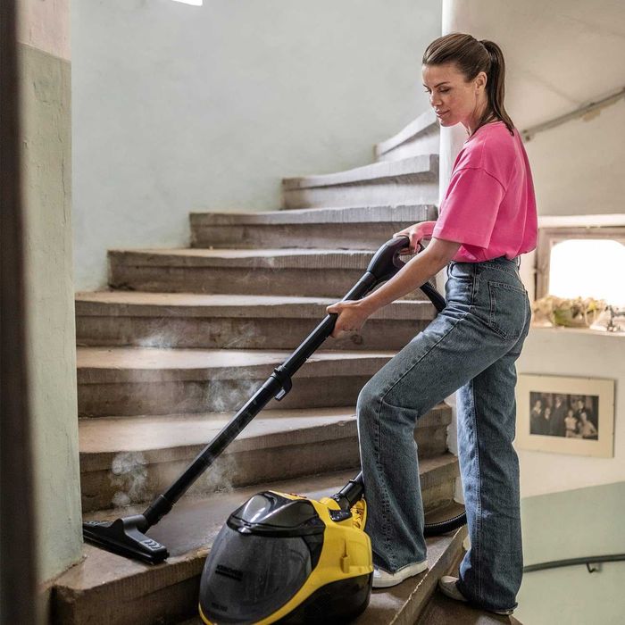 Aspirator cu aburi Karcher SV 7