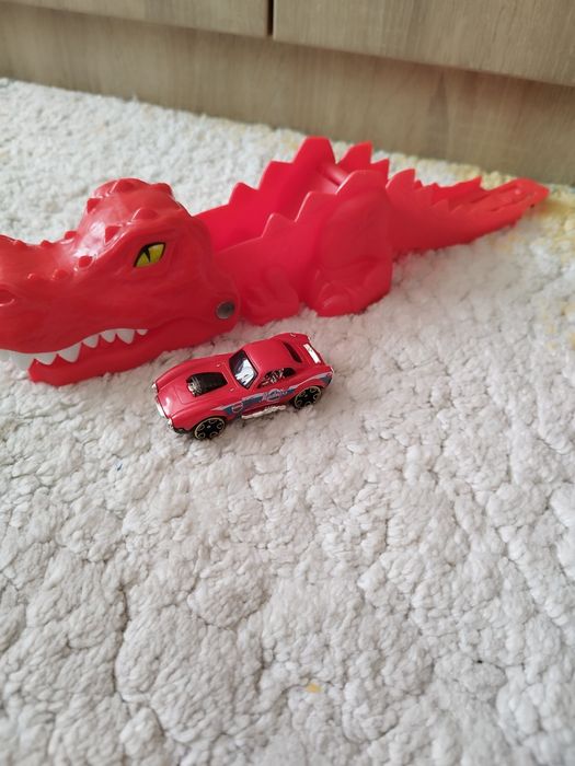 Писти  Hot Wheels