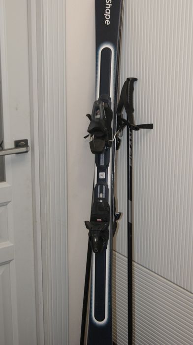 Лыжи в комплекте