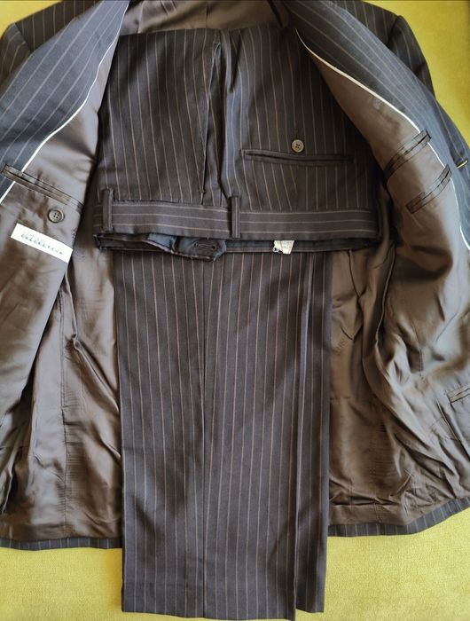 Оригинални костюми Versace, BOSS, Kris, сака Zara, Esprit, H&M