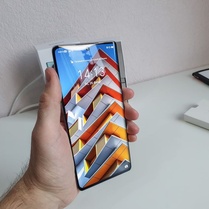 Honor x9b продам в отличном состоянии