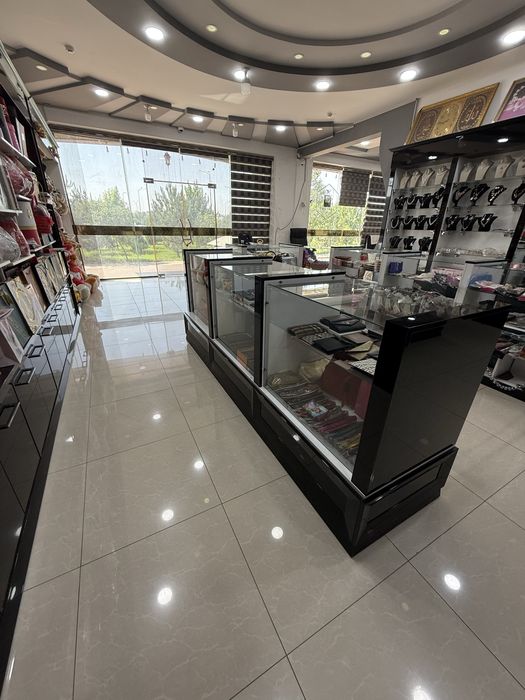 magazin un mebil