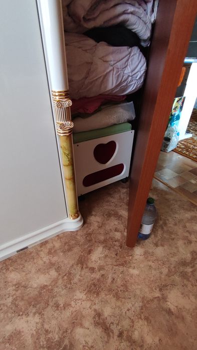 Отличный гарнитур.