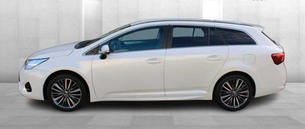 TOYOTA AVENSIS T27 Само на части!