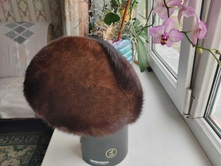 Норковый берет. Норковая шапка . зимняя.