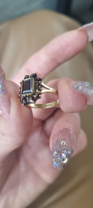 Обеци 14 карата +  пръстен 8 карата с гранати