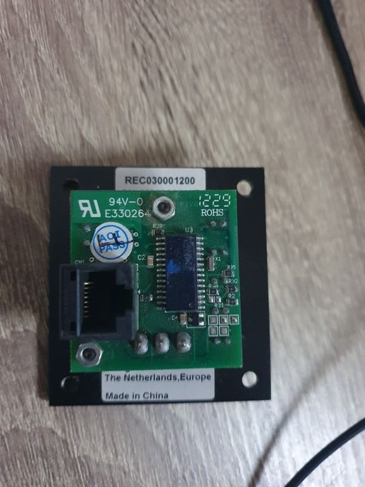 panou de control Victron Energy Phoenix Inverter Control.