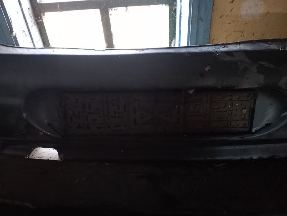Продам крышку и бампер, ваз