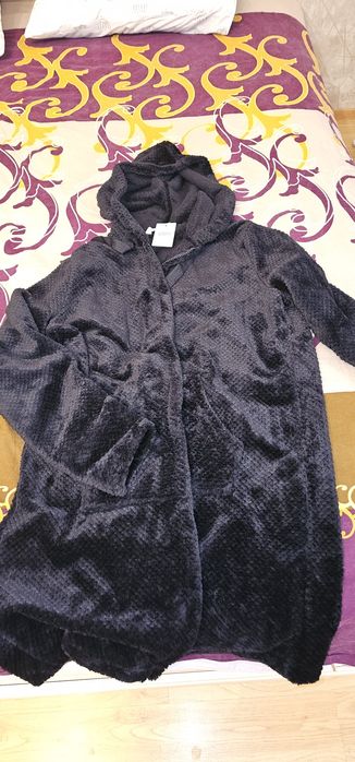 Продам новые платья