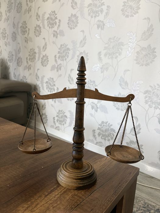 Balanța decorativă