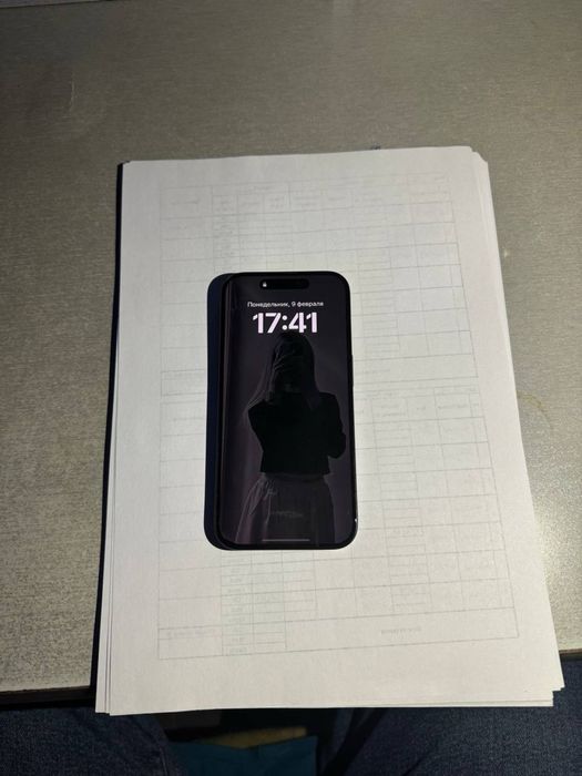 Продам айфон  15 про
