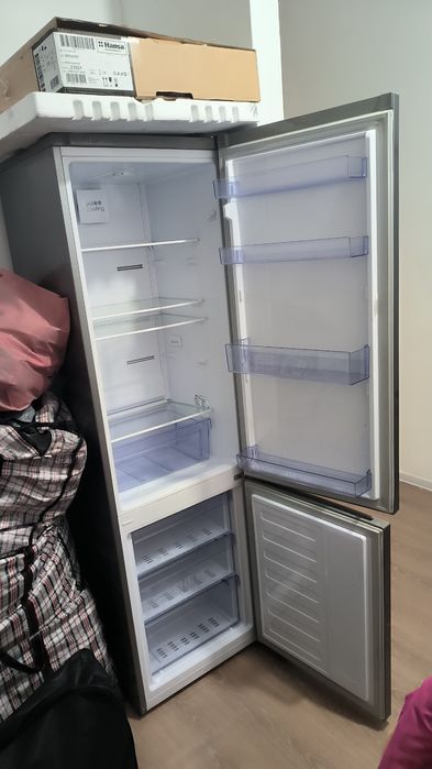 Холодильник новый