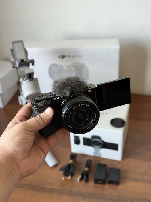 Sony ZV-E10 4K 16-50mm + Dji Ronin RS4 mini pro creator komplekt
