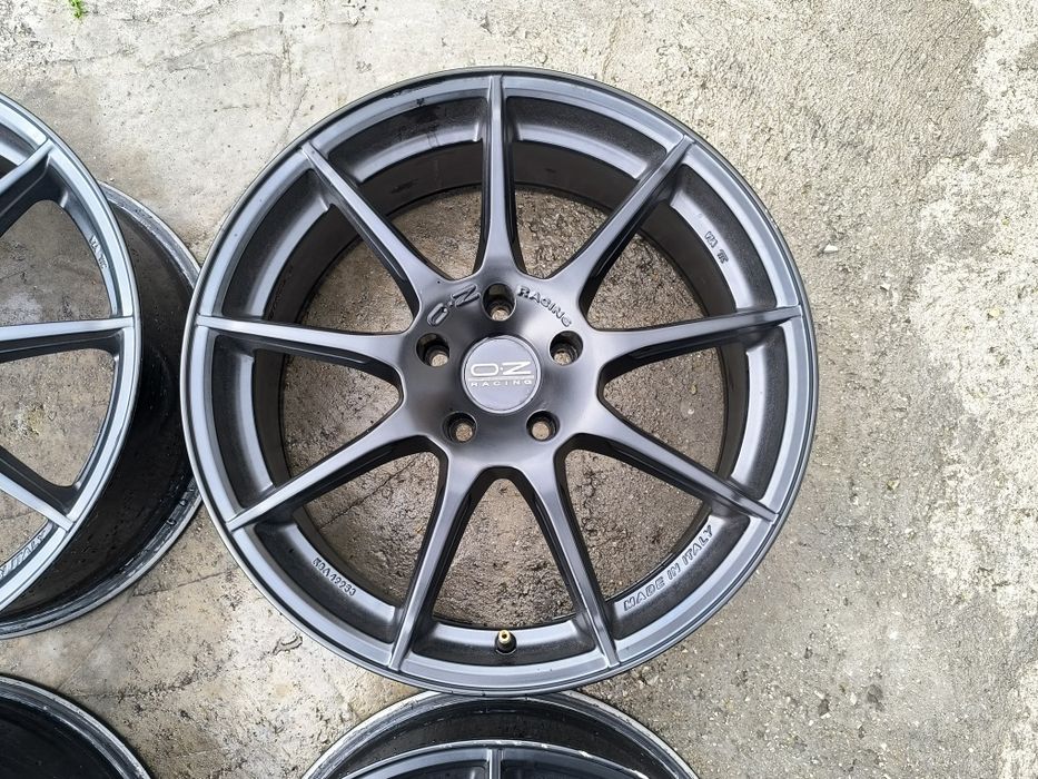 OZ OMNIA 18 цола 5х112 ММ Audi Mercedes Seat Skoda