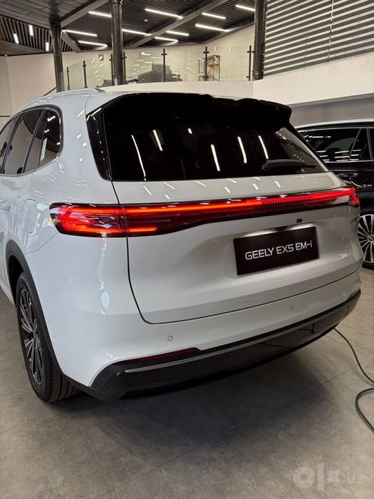 Geely Ex5 EM-i rassrochka