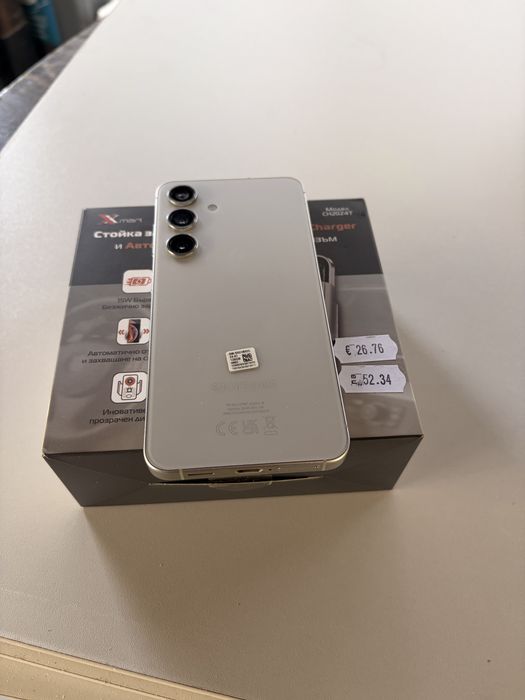 Продавам  телефон SAMSUNG  S24