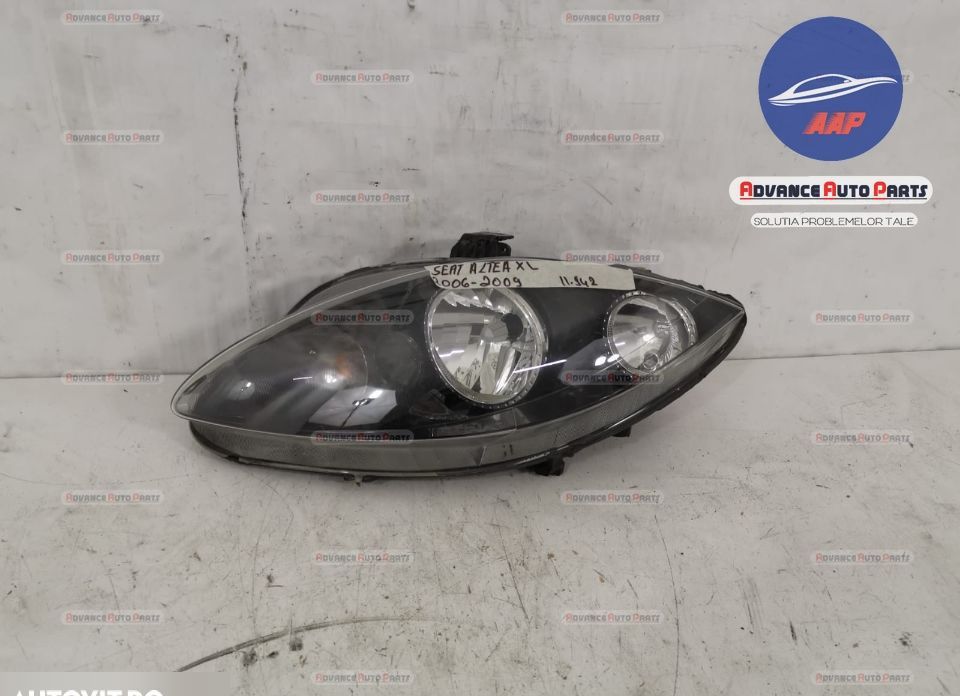 Ляв фар оригинален с халоген Сеат Алтеа / Seat Altea [Преведен българс